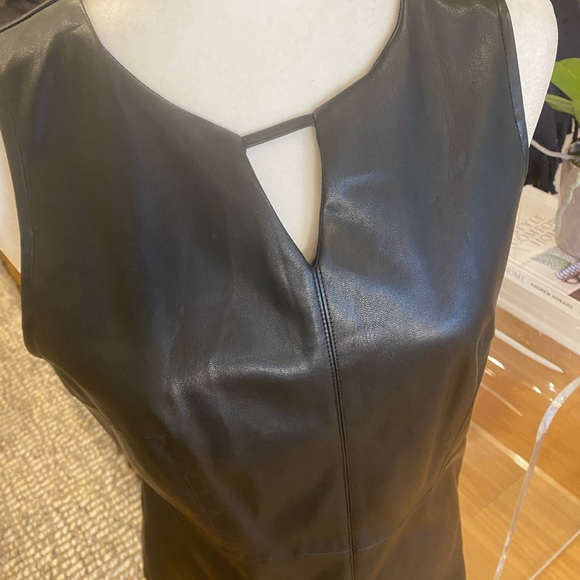 NWT She + Sky Faux Leather Paneled Sleeveless Party Dress Size L - Picture 4 of 11